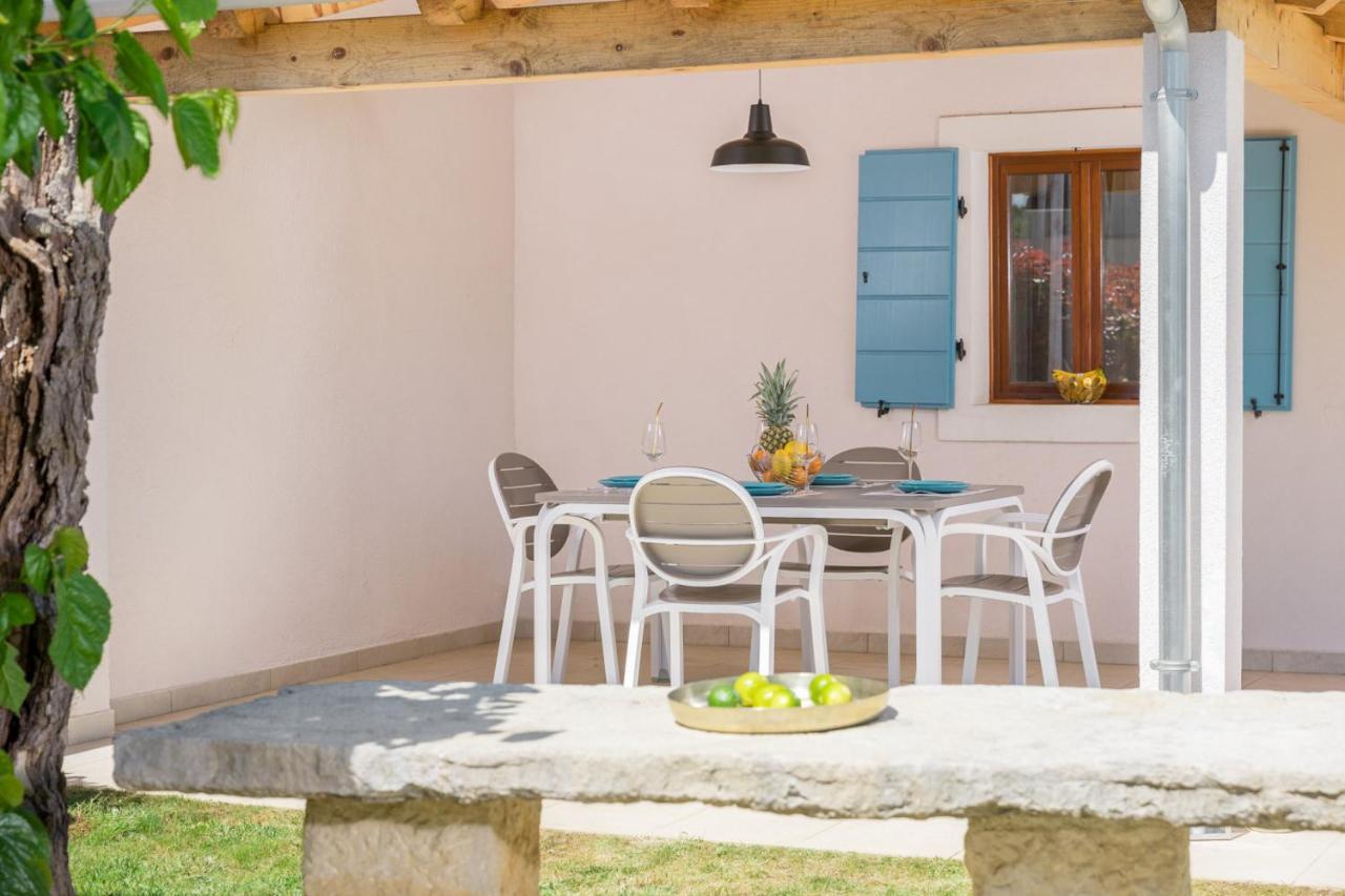 Casa Vita Holiday Home Porec Ngoại thất bức ảnh