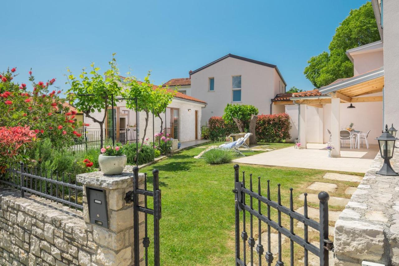 Casa Vita Holiday Home Porec Ngoại thất bức ảnh