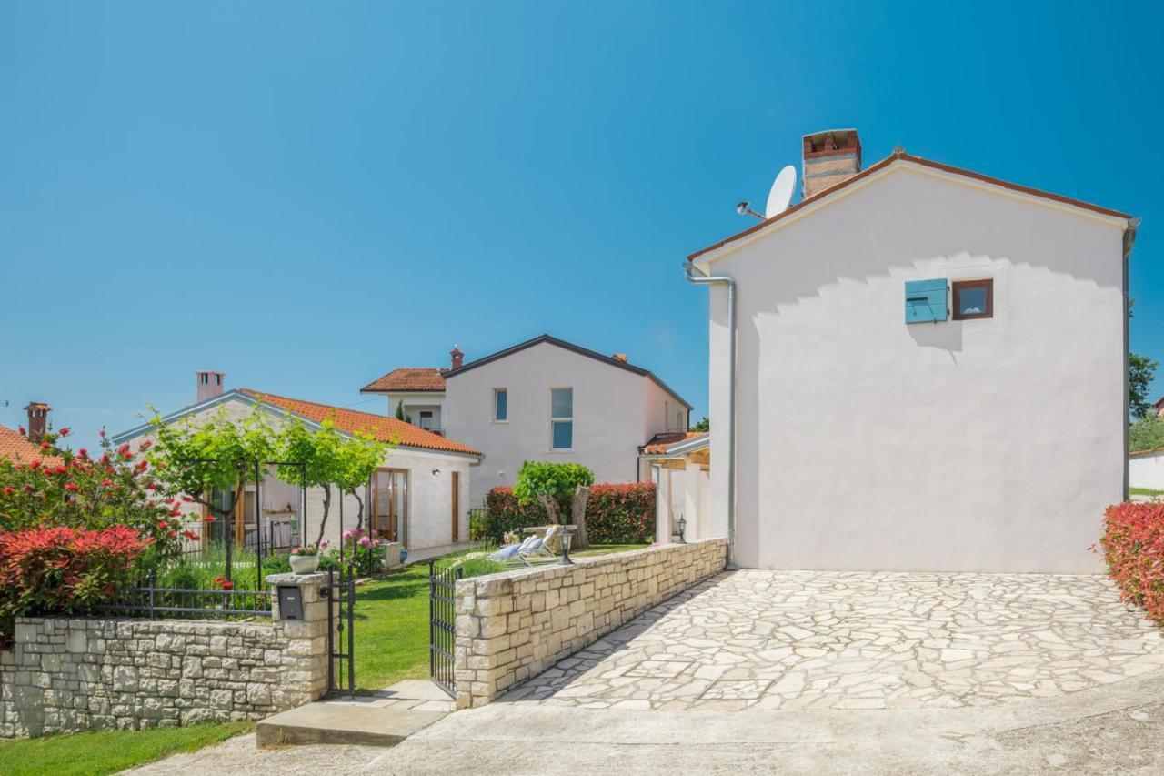 Casa Vita Holiday Home Porec Ngoại thất bức ảnh