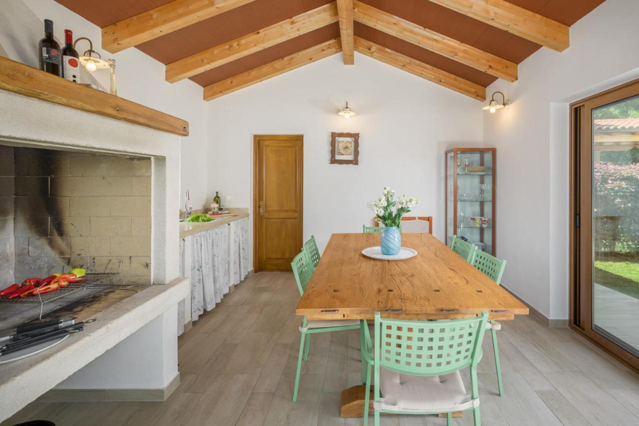 Casa Vita Holiday Home Porec Ngoại thất bức ảnh